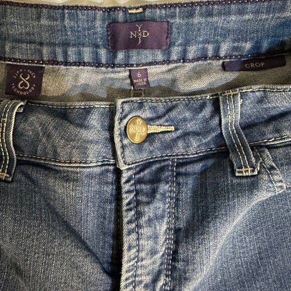 NYDJ Jeans Size 8 Capri 20 Inch Inseam - Picture 11 of 13